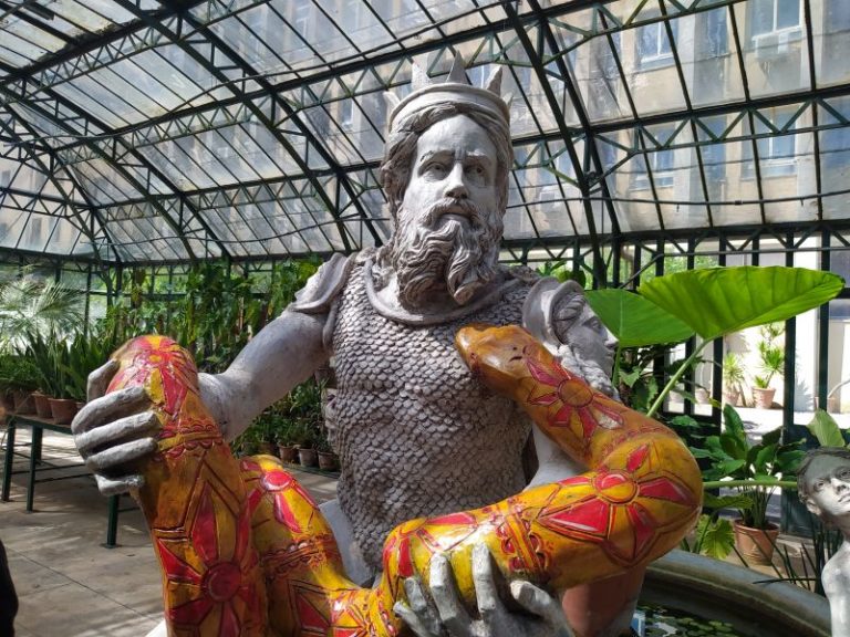 Una nuova statua del “Genio” all’Orto botanico di Palermo