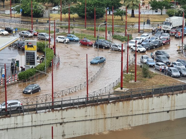 Violento nubifragio sulla Sicilia, due morti a Palermo