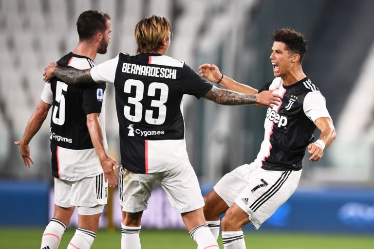 Ronaldo firma la vittoria sulla Samp, Juve nono scudetto di fila