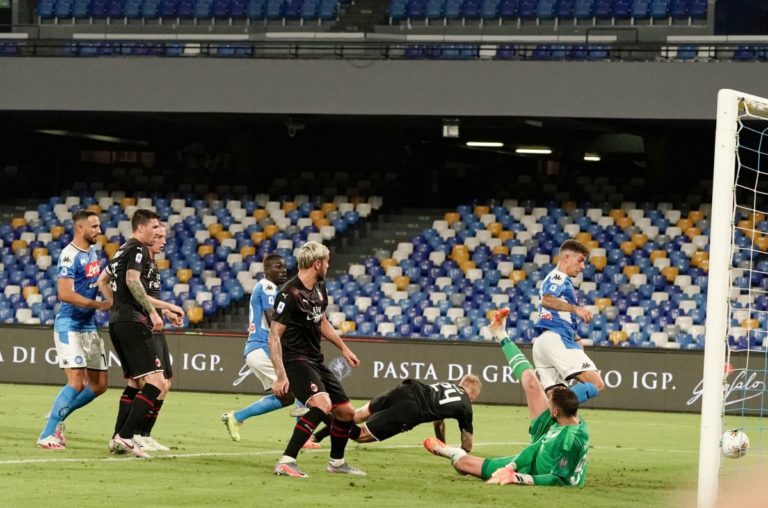 Pari tra Napoli e Milan, al San Paolo finisce 2-2