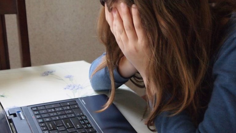 Appello del Corecom, dopo Covid monitorare cyberbullismo in Campania