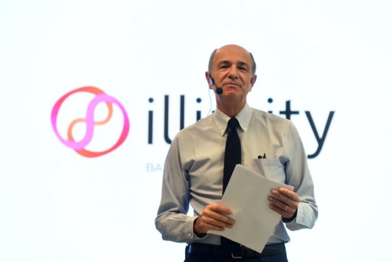 Per illimity dati positivi nel semestre, Passera “Continua sviluppo”