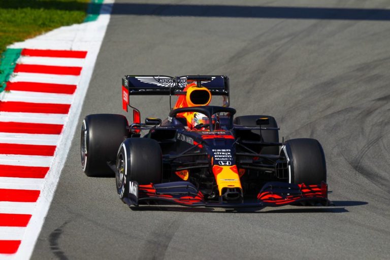 Capolavoro Verstappen a Silverstone, Leclerc quarto