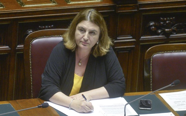 Catalfo “Se la pandemia continuerà aiuti fino a giugno”