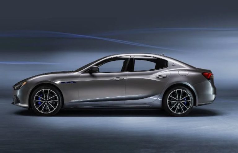 Maserati presenta la Ghibli Hybrid elettrica