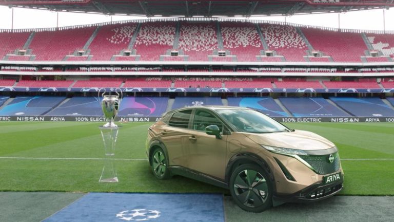 Nissan, per 50 clienti Leaf finale Champions League speciale