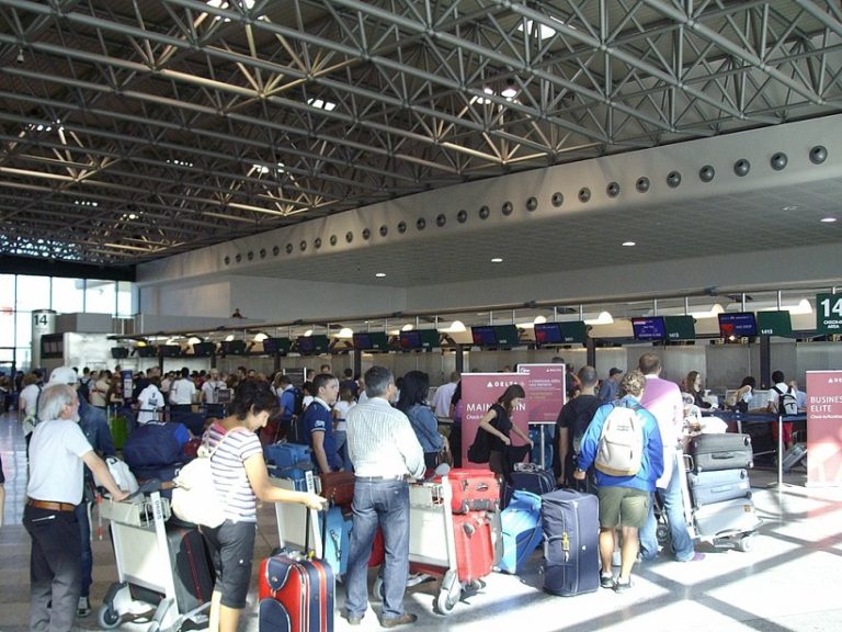 Malpensa, dal Piemonte “rinforzi” sanitari per i test Covid