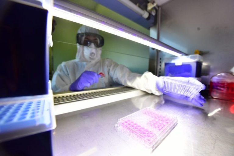 In Italia 1.071 nuovi casi di Covid ma terapie intensive in calo