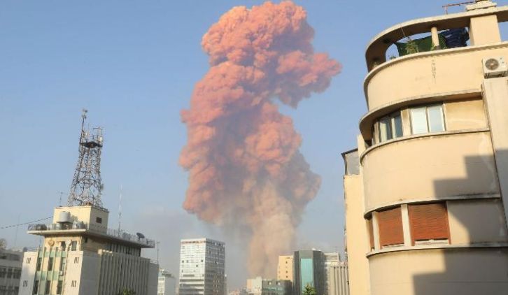 Esplosioni a Beirut, centinaia di morti e migliaia di feriti