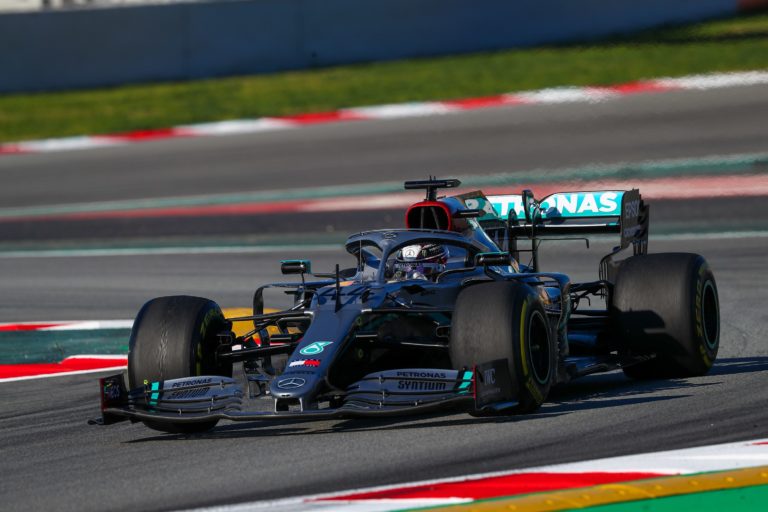 Hamilton trionfa in Belgio su Bottas, Vettel 13° e Leclerc 14°