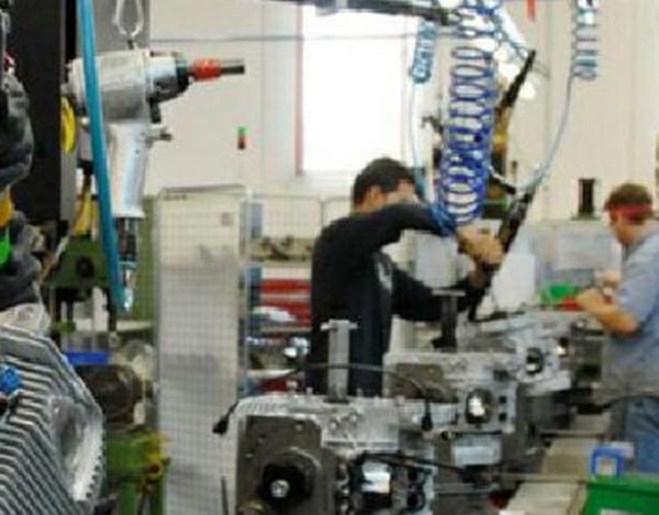 Eurozona, la manifattura batte le stime di crescita a luglio