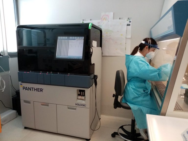 Coronavirus, a Bergamo con ‘Panther’ fino a 1000 tamponi al giorno