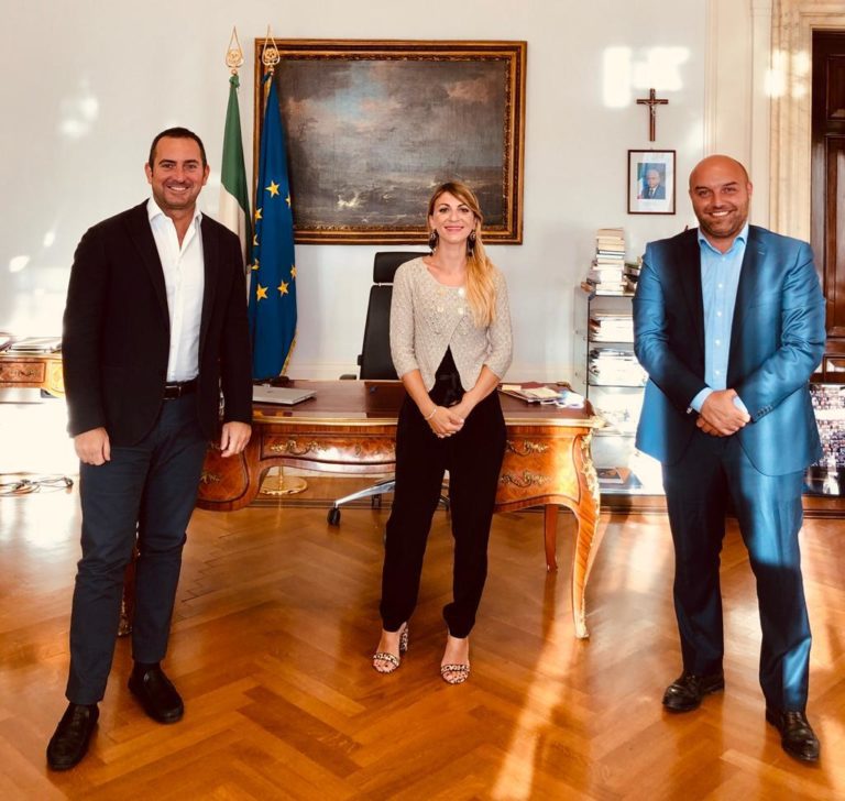 Agenzia Nazionale Giovani, Lucia Abbinante alla direzione