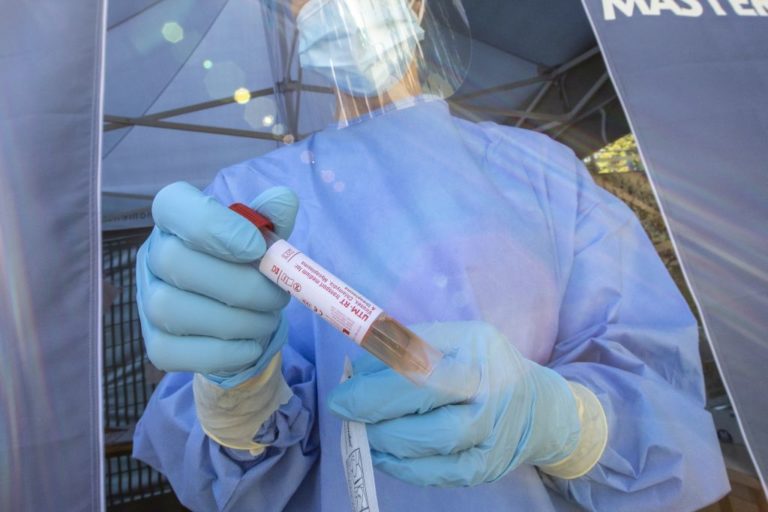 Coronavirus, D’Amato apre a tavolo con laboratori privati per tamponi