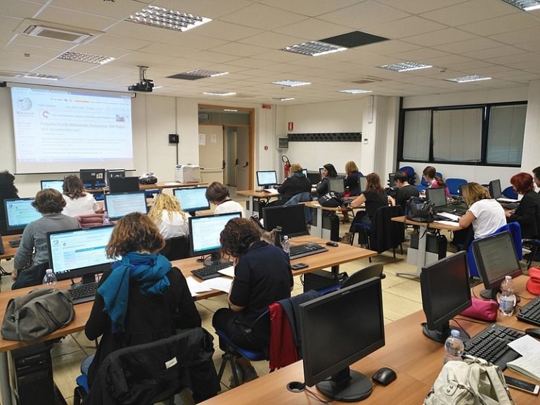 Formazione, in Fvg attivati 18 corsi per operatore socio-sanitario