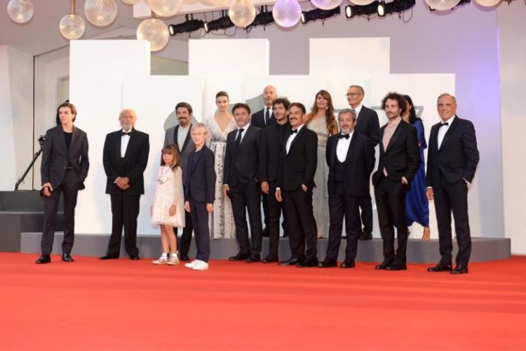 Venezia, successo per il film “Padrenostro” prodotto da Tendercapital