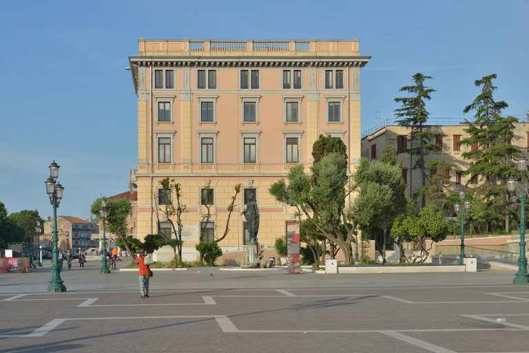 Veneto, sale a 600 euro il bonus affitti per i mesi di lockdown