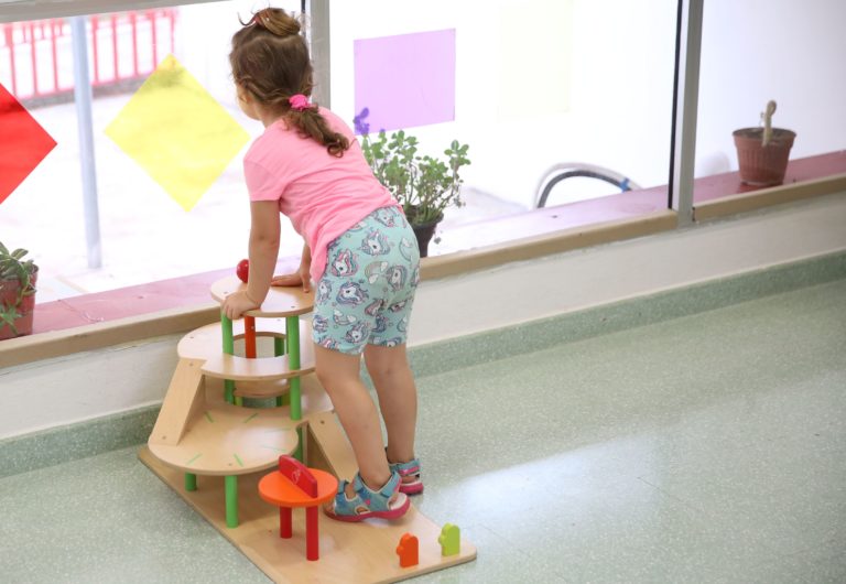 A Roma riaprono i nidi, accoglieranno 16.500 bambini