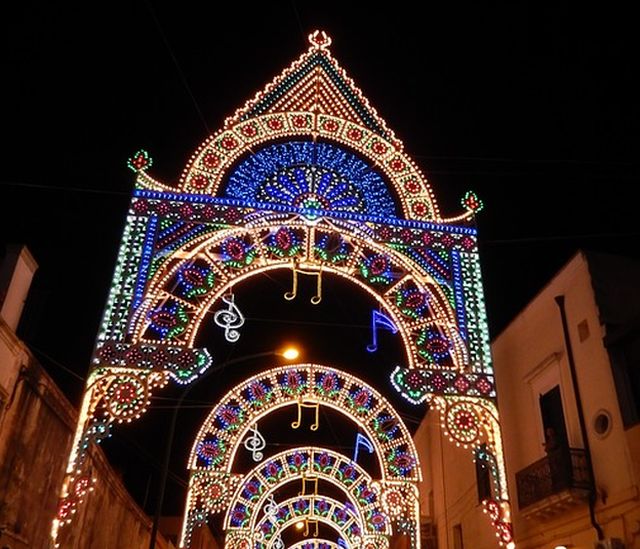 Misure anti-Covid nelle feste patronali, la Puglia finanzia i Comuni
