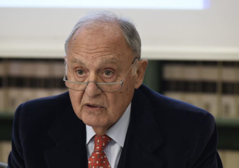 Il presidente della Consob Savona positivo al covid
