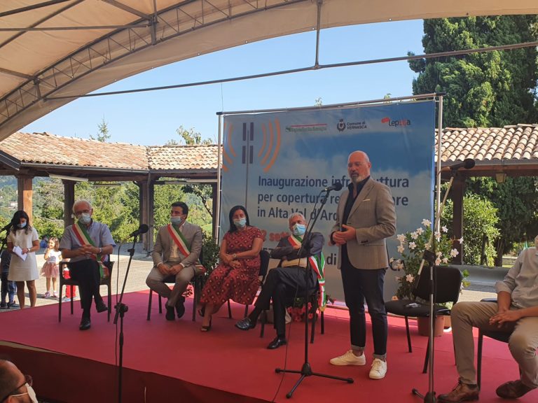 Internet mobile sugli Appennini, primo traliccio in Emilia Romagna