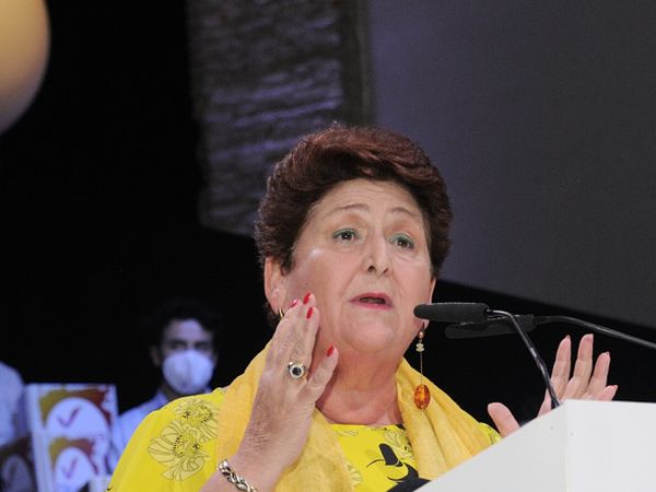 Cinque milioni per ulivi monumentali in Puglia, Bellanova firma decreto