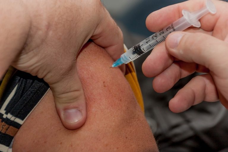 Emilia Romagna gioca d’anticipo, vaccinazione antifluenzale dal 12/10