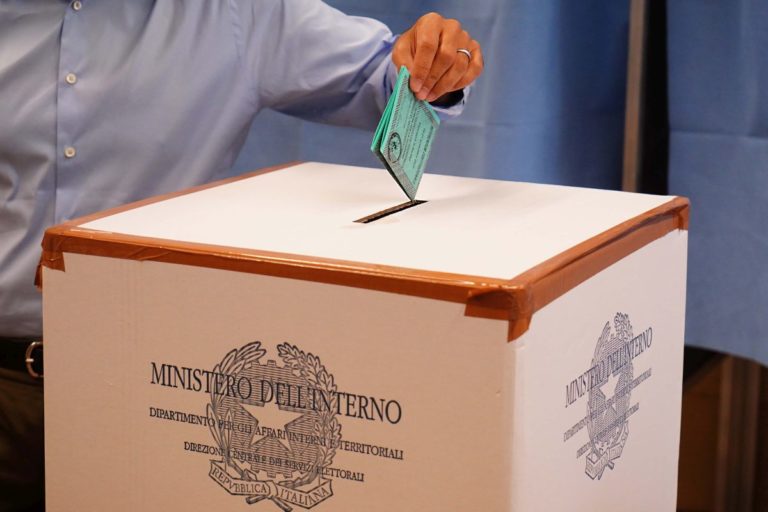 Proporzionale e preferenze per ridare centralità al Parlamento