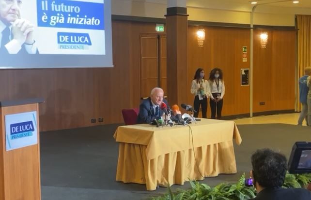 De Luca confermato in Campania “Un onore andare avanti”
