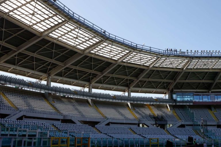 Il Cts boccia la riapertura degli stadi al 25% della capienza