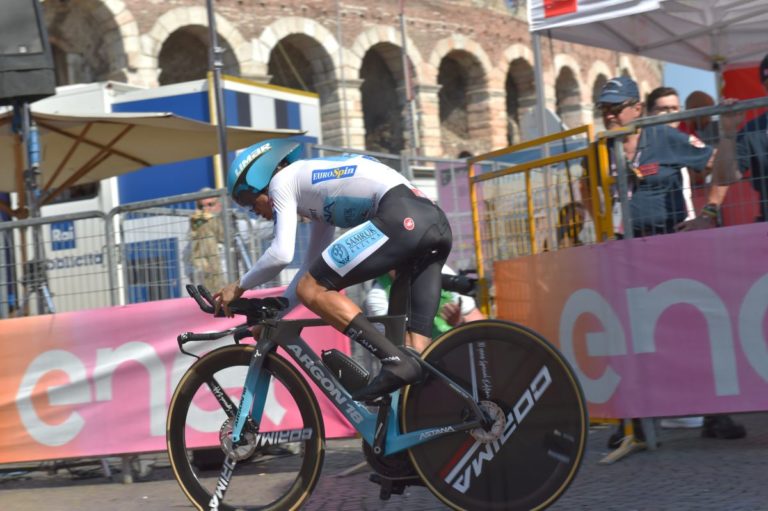 Lopez vince per distacco la 17^ tappa del Tour de France