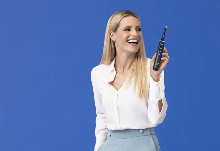 Hunziker: «Vi svelo il mio segreto per un sorriso “Wow”»