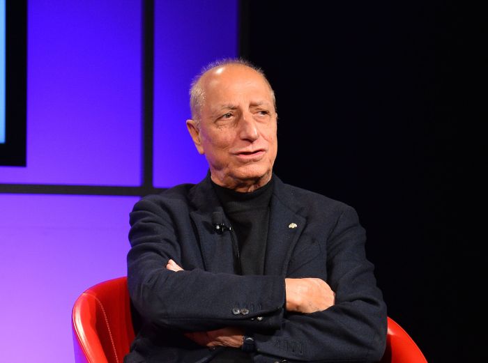 Pippo Franco compie 80 anni, dal cult “Che fico” al Bagaglino