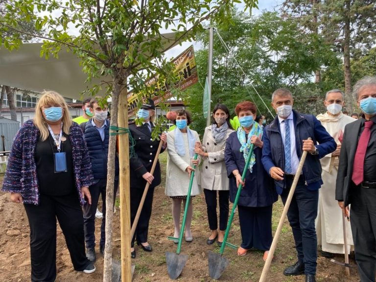 Festa Alberi Scuole, celebrata ricorrenza all’Istituto “Sereni” di Roma
