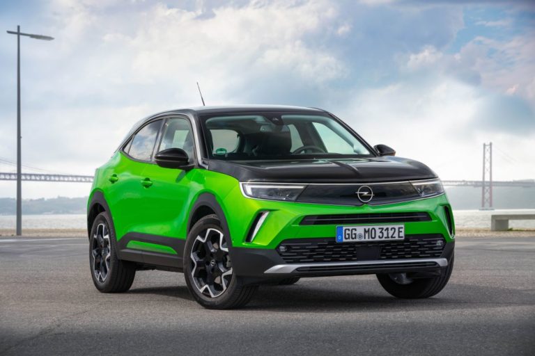 Mokka inaugura l’Opel Vizor, il nuovo “volto” della casa tedesca