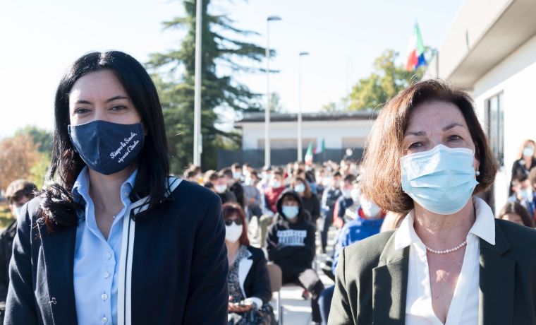 #Dentrolascuola, un tour negli istituti per raccontare le scuole