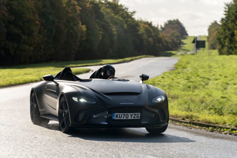 Solo 88 esemplari per l’Aston Martin V12 Speedster