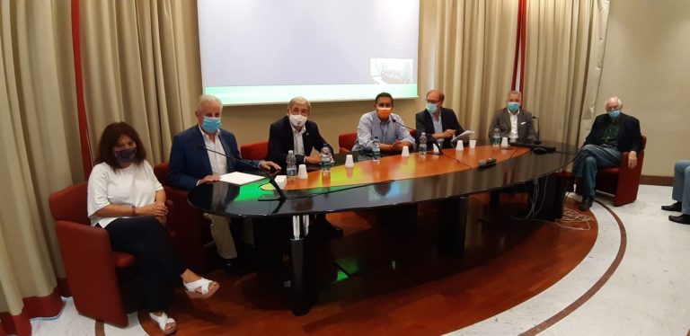 Genova, Toti “Nuove misure contro il virus ma senza uccidere imprese”