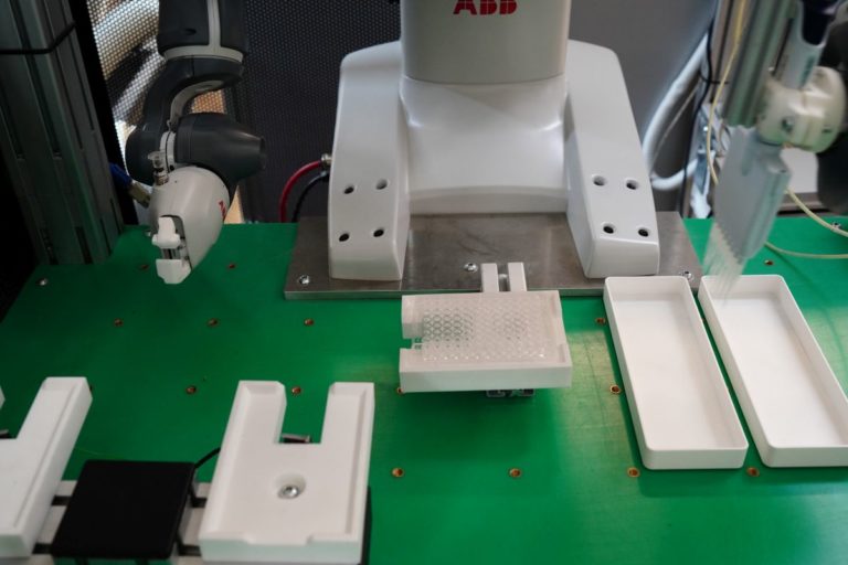 Coronavirus, In Toscana 1.290 nuovi casi e 8 decessi