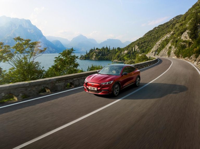 Mustang Mach-E. Al SUV con il cuore Mustang il Green Prix