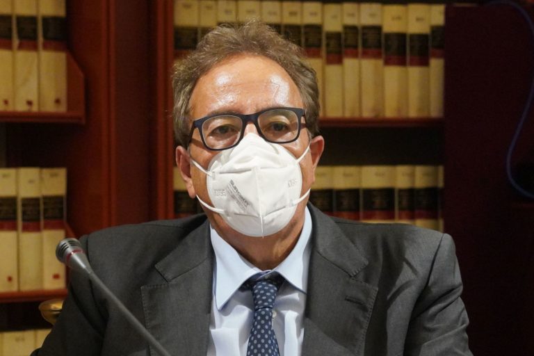 Scontri a Napoli, Prefetto “azioni violente preordinate”