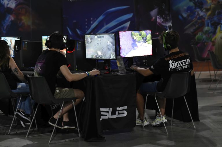 Primo manifesto in Italia per la regolamentazione degli Esports