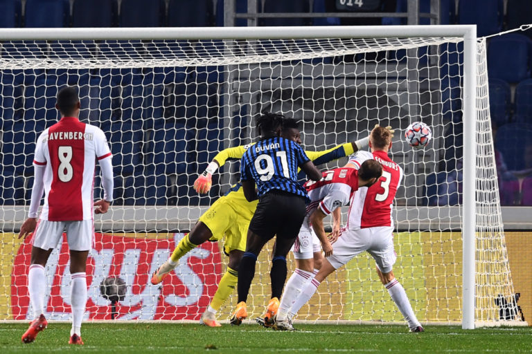 Doppietta Zapata e rimonta Atalanta, da 0-2 a 2-2 con Ajax