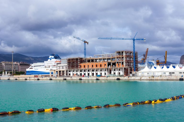 Porti, a Palermo nuovo terminal aliscafi e interventi per 296 mln
