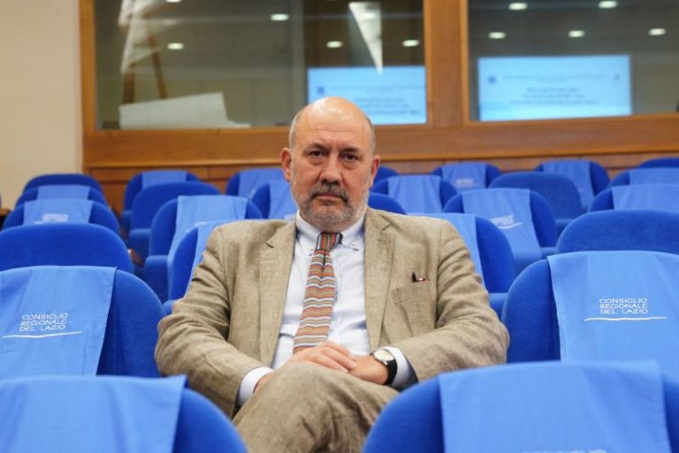 Garante detenuti “Scuola e università in carcere, lezioni in forse”