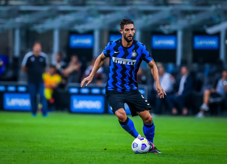 Inter, anche Gagliardini e Nainggolan positivi