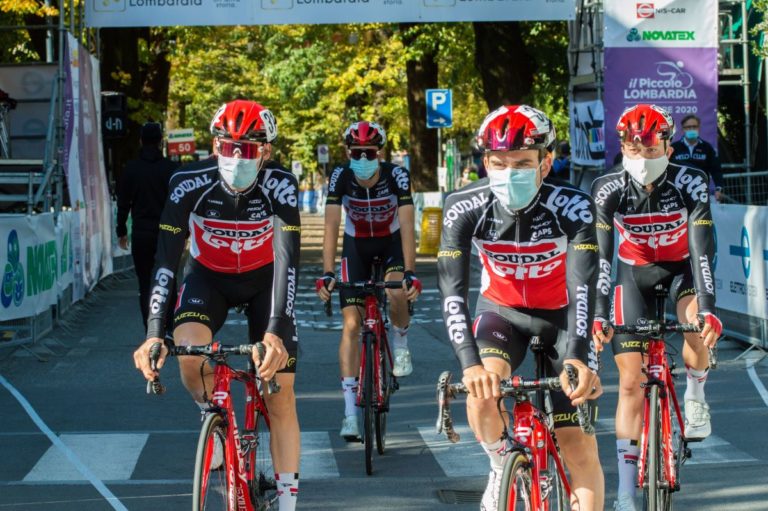 Dowsett vince per distacco l’ottava tappa del Giro