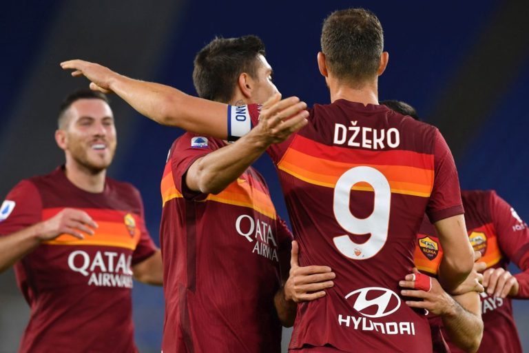 Pokerissimo della Roma contro il Benevento, doppietta di Dzeko