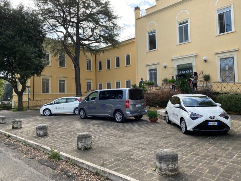 Toyota e ALD Automotive unite per la Fondazione Antea