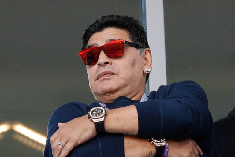 Maradona operato con successo alla testa